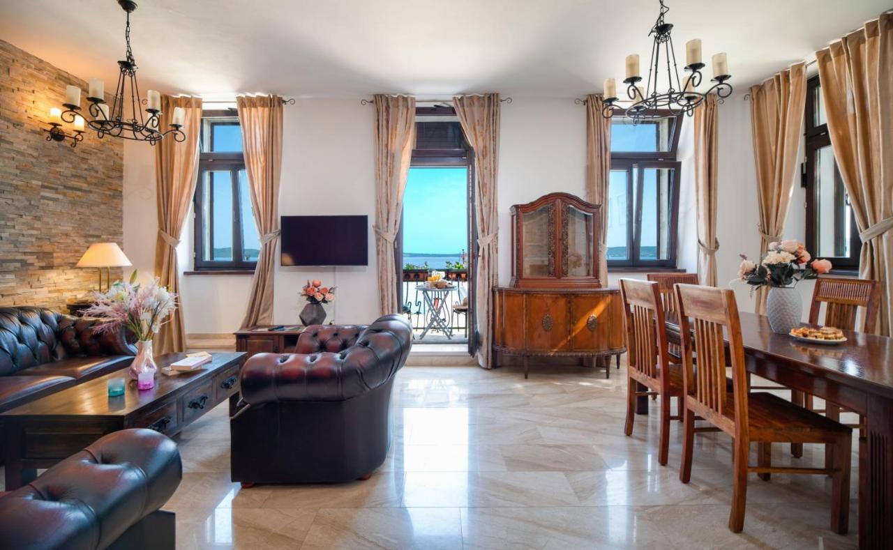 Luxury Apartments Perko Kaštela 外观 照片