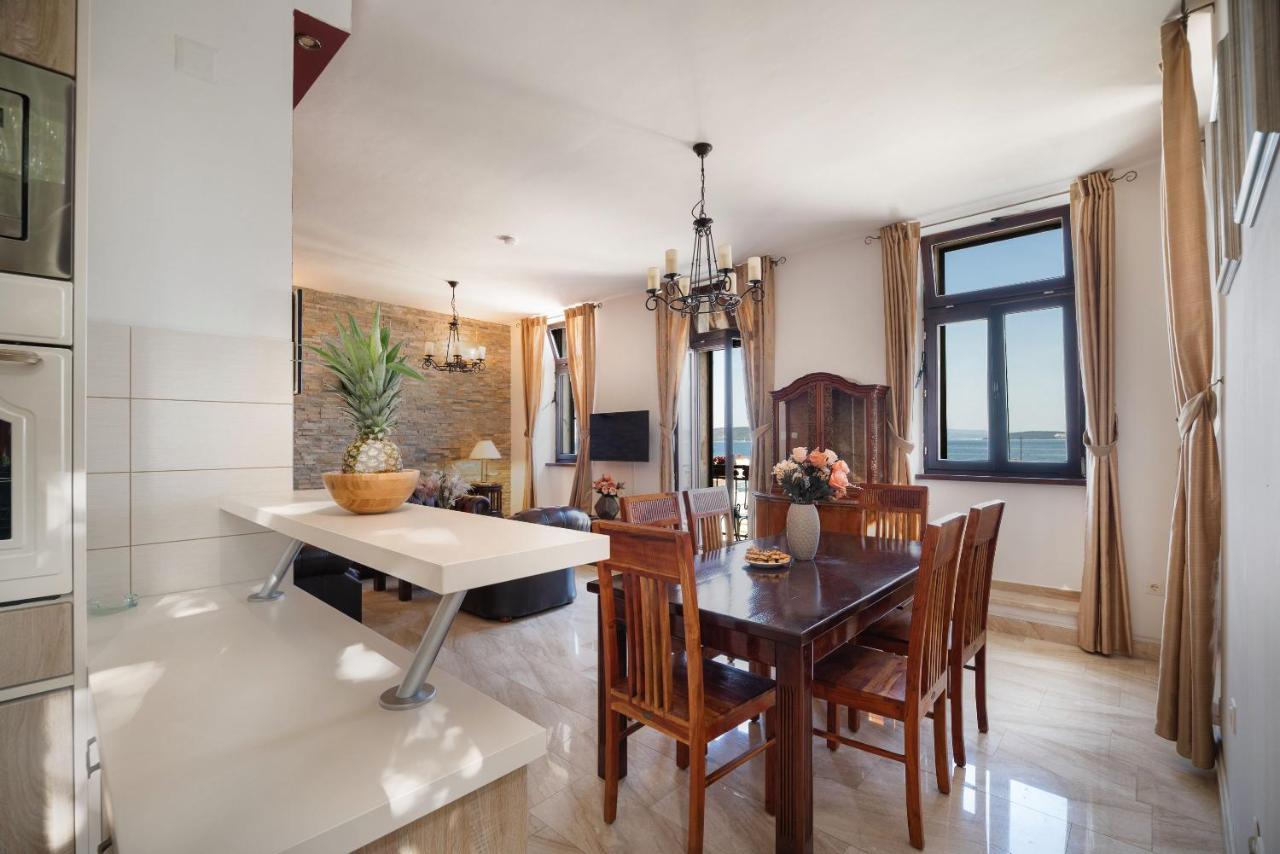 Luxury Apartments Perko Kaštela 外观 照片