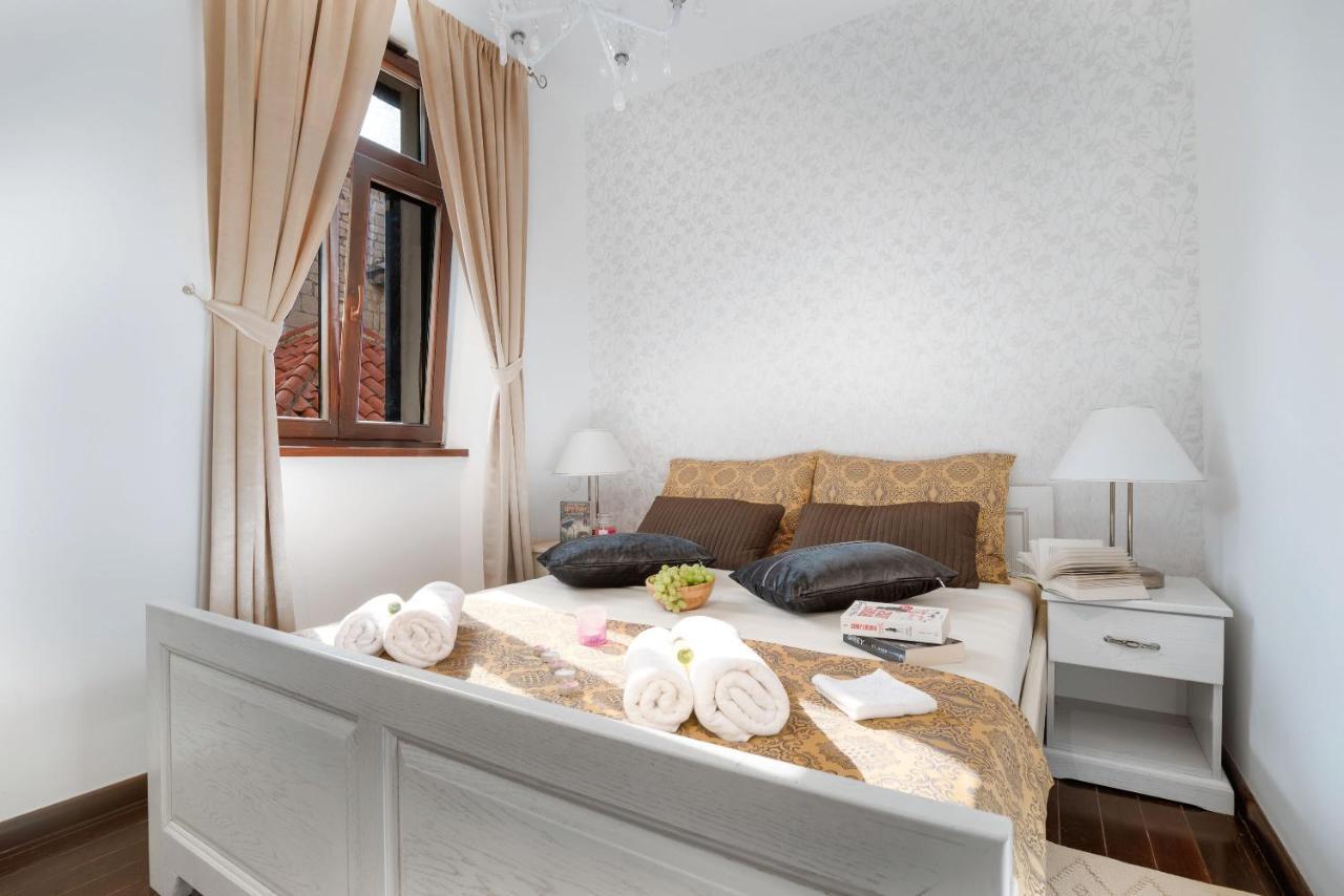 Luxury Apartments Perko Kaštela 外观 照片