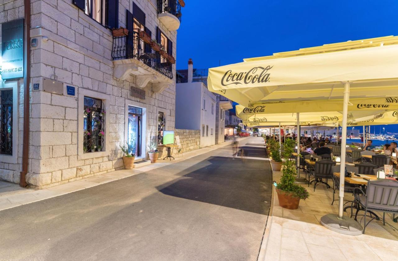 Luxury Apartments Perko Kaštela 外观 照片