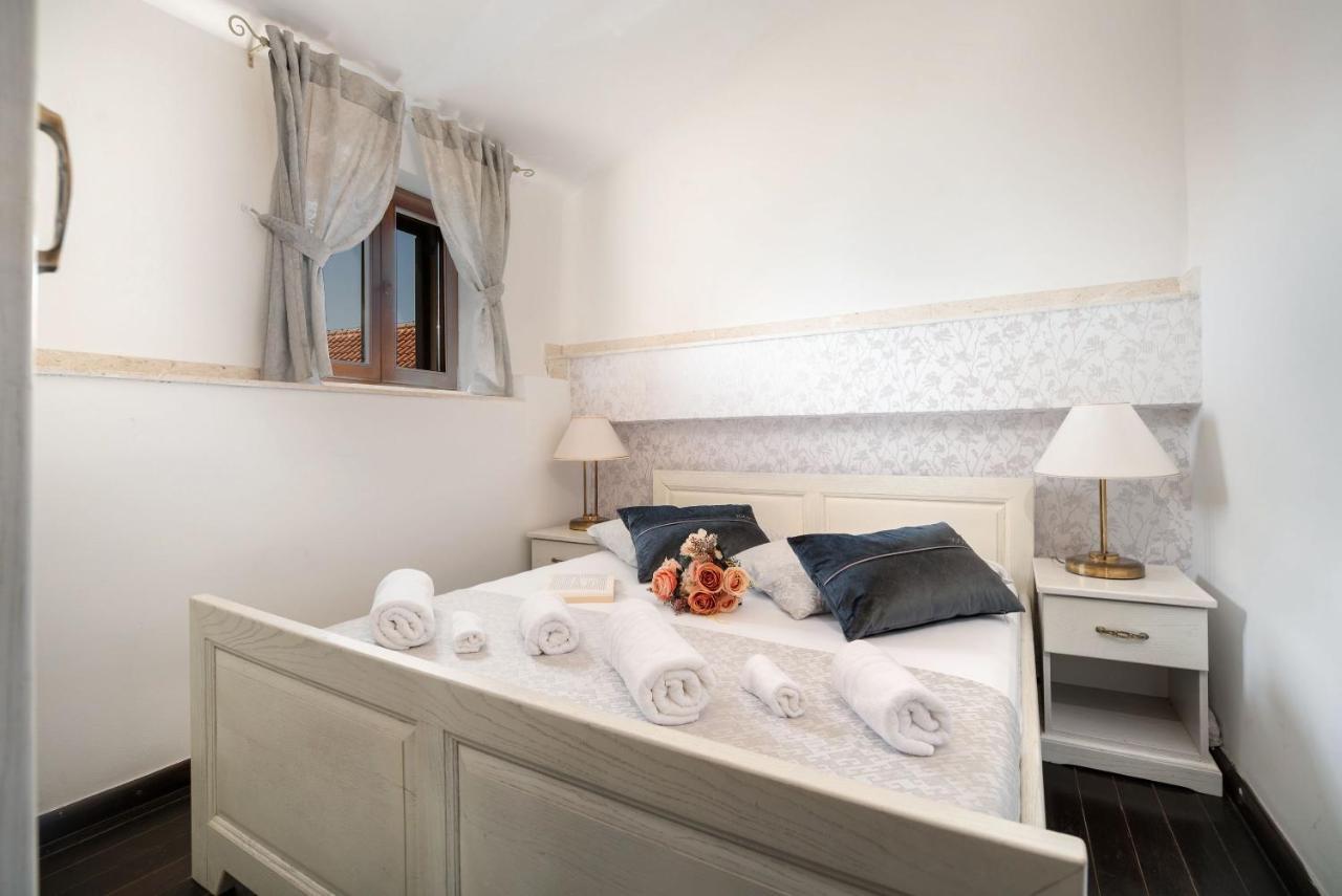 Luxury Apartments Perko Kaštela 外观 照片